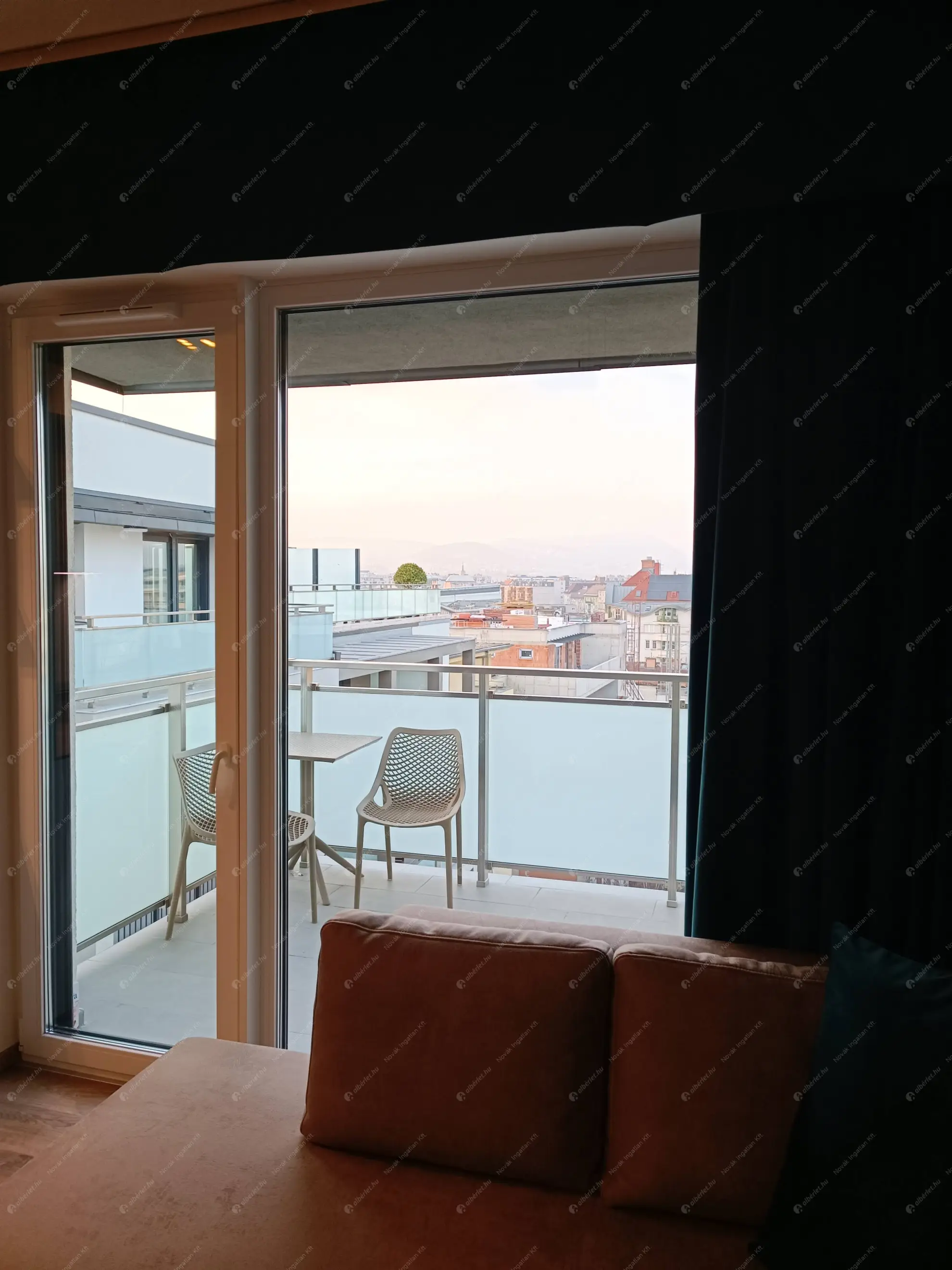 Kiadó albérlet 390000 Ft/hó áron: Budapest, XIII. kerület  Bulcsú utca. Mérete: 45 nm, 1 szobás | Alberlet.hu - 6612239