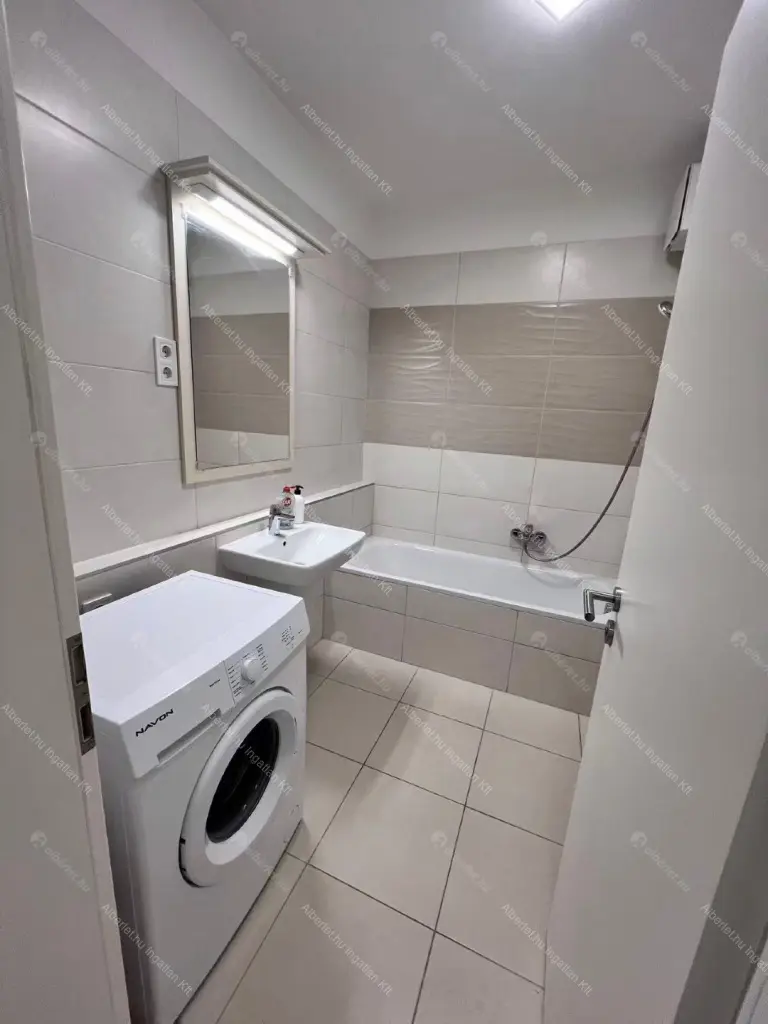 Kiadó albérlet 305000 Ft/hó áron: Budapest, XIII. kerület  Bulcsú utca. Mérete: 45 nm, 2 szobás | Alberlet.hu - 6643359