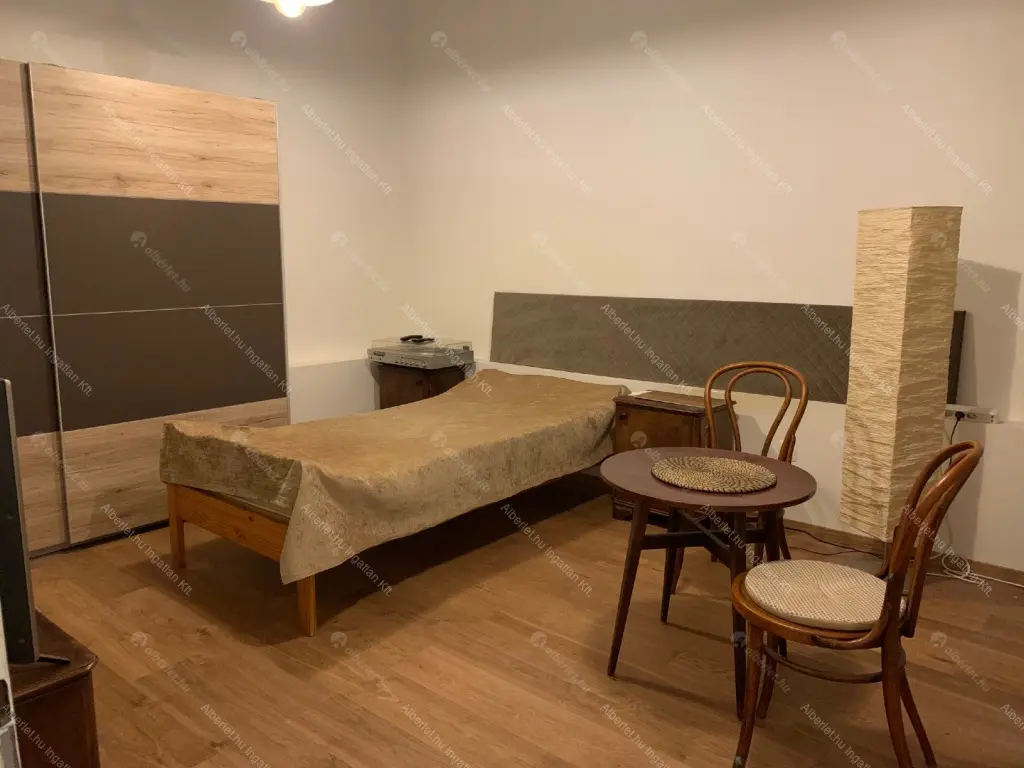 Kiadó albérlet 370000 Ft/hó áron: Budapest, XIII. kerület  Bulcsú utca. Mérete: 87 nm, 3 szobás | Alberlet.hu - 6689606