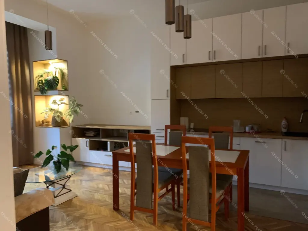 Kiadó albérlet 370000 Ft/hó áron: Budapest, XIII. kerület  Bulcsú utca. Mérete: 87 nm, 3 szobás | Alberlet.hu - 6689609