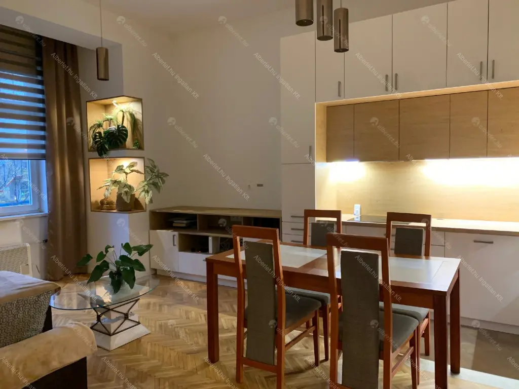 Kiadó albérlet 370000 Ft/hó áron: Budapest, XIII. kerület  Bulcsú utca. Mérete: 87 nm, 3 szobás | Alberlet.hu - 6689617