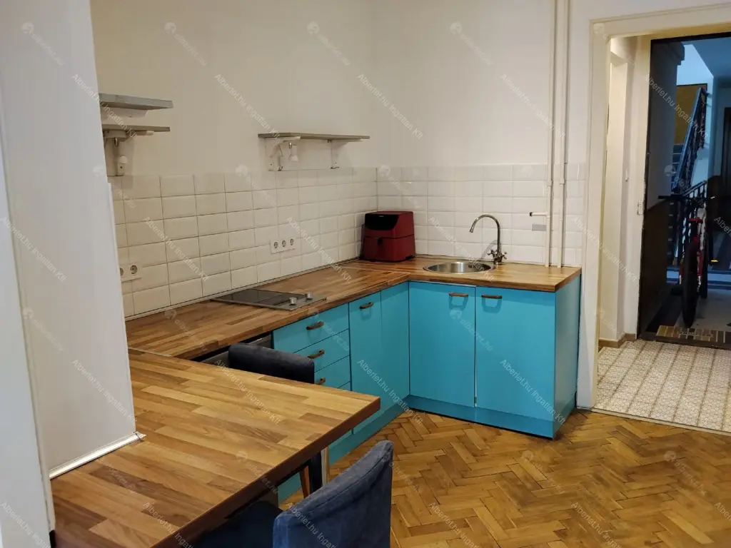 Kiadó albérlet 210000 Ft/hó áron: Budapest, XIII. kerület  Csanády utca. Mérete: 38 nm, 1 szobás | Alberlet.hu - 6665796