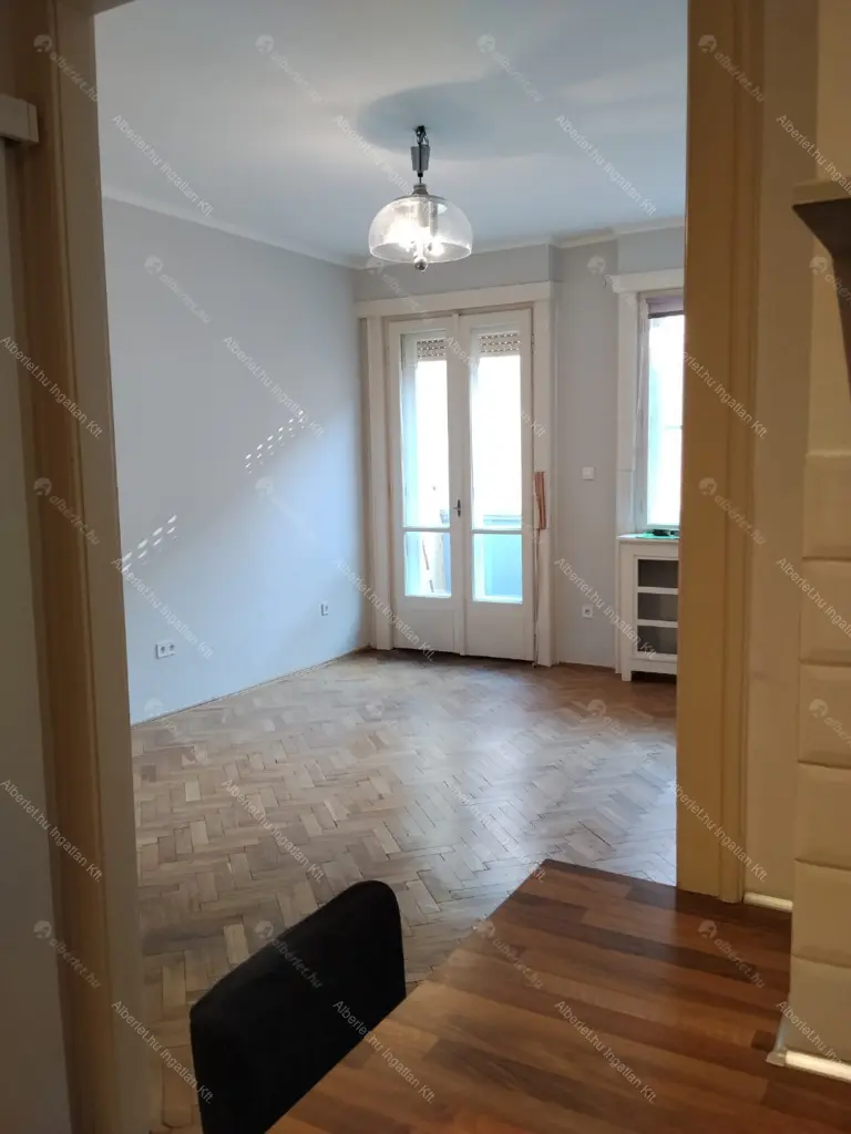 Kiadó albérlet 210000 Ft/hó áron: Budapest, XIII. kerület  Csanády utca. Mérete: 38 nm, 1 szobás | Alberlet.hu - 6665801