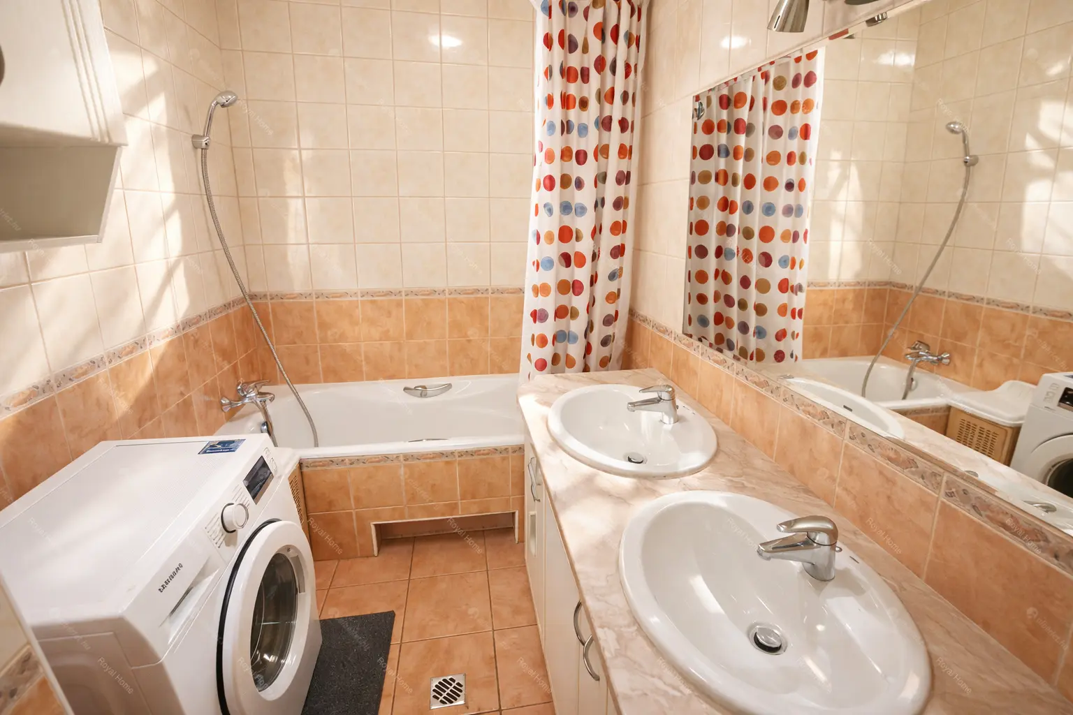 Kiadó albérlet 285000 Ft/hó áron: Budapest, XIII. kerület  Csángó  . Mérete: 64 nm, 3 szobás | Alberlet.hu - 6665660