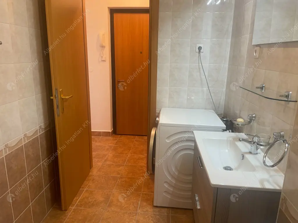 Kiadó albérlet 250000 Ft/hó áron: Budapest, XIII. kerület  Csángó utca. Mérete: 43 nm, 1 szobás | Alberlet.hu - 6575768