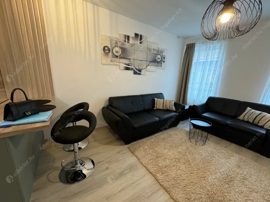 Kiadó albérlet 290000 Ft/hó áron: Budapest, XIII. kerület  Csángó utca. Mérete: 47 nm, 2 szobás | Alberlet.hu - 6613363