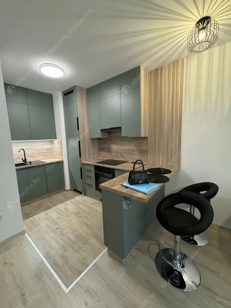 Kiadó albérlet 290000 Ft/hó áron: Budapest, XIII. kerület  Csángó utca. Mérete: 47 nm, 2 szobás | Alberlet.hu - 6613370