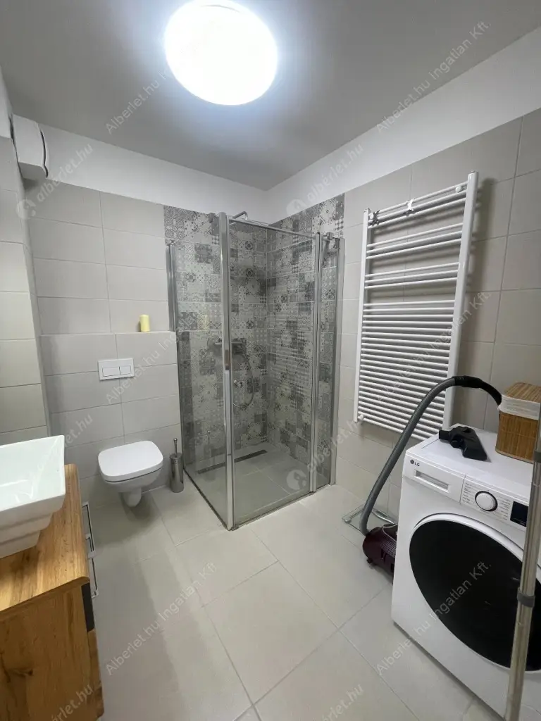Kiadó albérlet 440000 Ft/hó áron: Budapest, XIII. kerület  Csángó utca. Mérete: 70 nm, 3 szobás | Alberlet.hu - 6566646