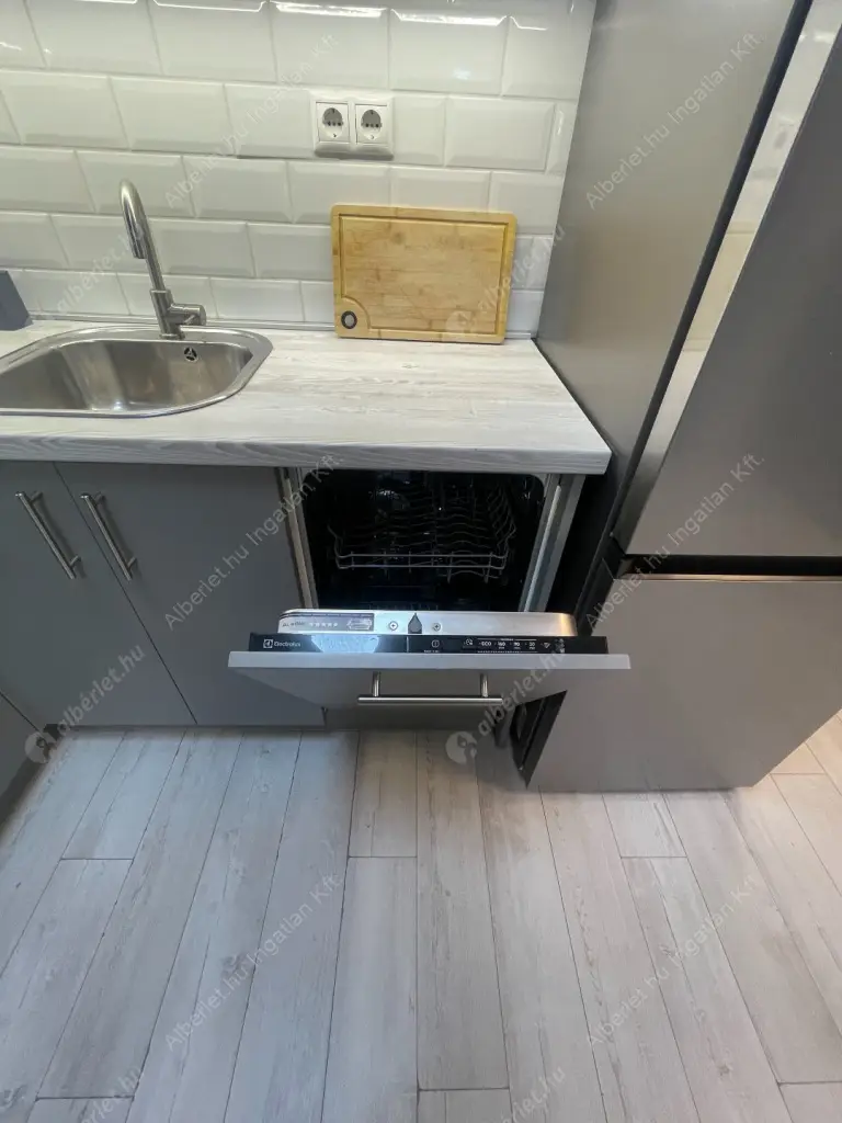 Kiadó albérlet 440000 Ft/hó áron: Budapest, XIII. kerület  Csángó utca. Mérete: 70 nm, 3 szobás | Alberlet.hu - 6566651