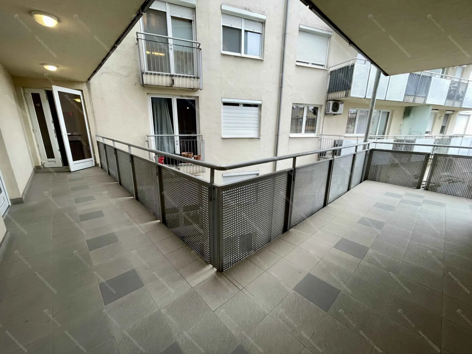 Kiadó albérlet 180000 Ft/hó áron: Budapest, XIII. kerület  Csata utca. Mérete: 33 nm, 1 szobás | Alberlet.hu - 6686804