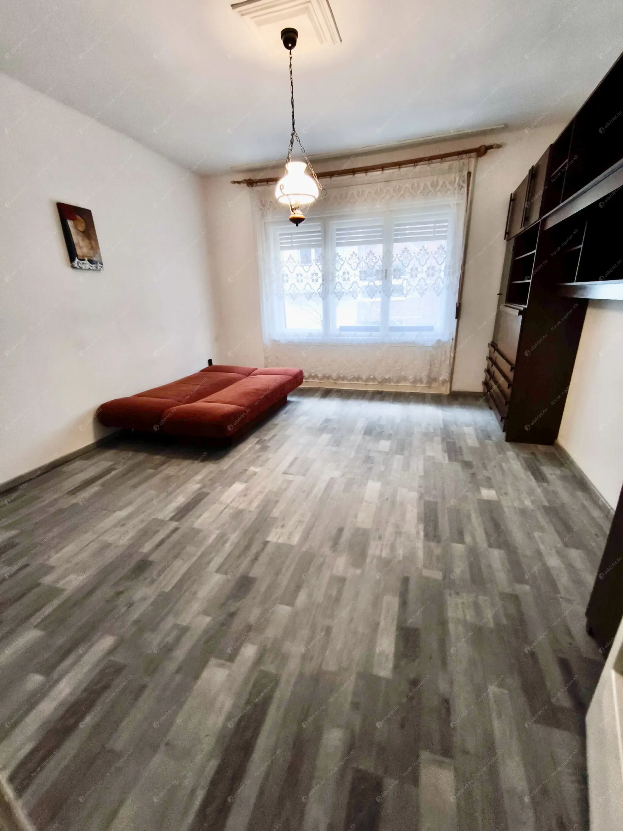 Kiadó albérlet 195000 Ft/hó áron: Budapest, XIII. kerület  Csata utca. Mérete: 40 nm, 1 szobás | Alberlet.hu - 6635964