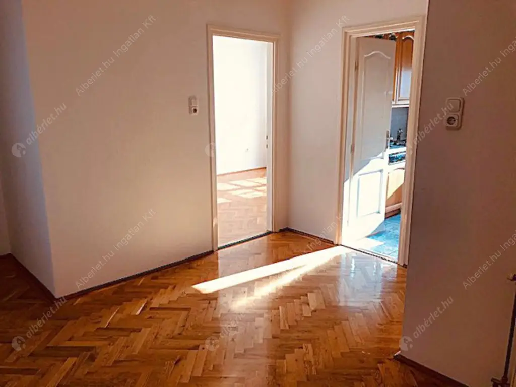 Kiadó albérlet 340000 Ft/hó áron: Budapest, XIII. kerület  Csata utca. Mérete: 82 nm, 3 szobás | Alberlet.hu - 6525105