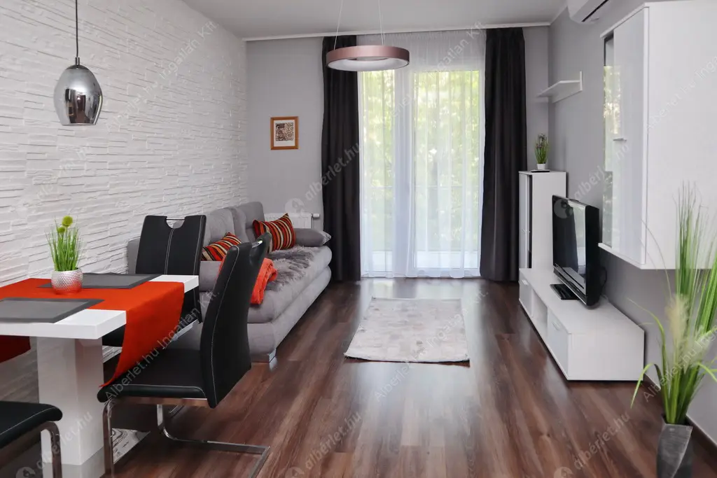 Kiadó albérlet 300000 Ft/hó áron: Budapest, XIII. kerület  Csavargyár utca. Mérete: 42 nm, 2 szobás | Alberlet.hu - 6599918