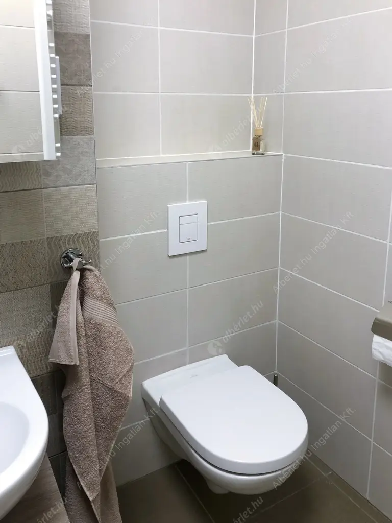 Kiadó albérlet 300000 Ft/hó áron: Budapest, XIII. kerület  Csavargyár utca. Mérete: 42 nm, 2 szobás | Alberlet.hu - 6599925