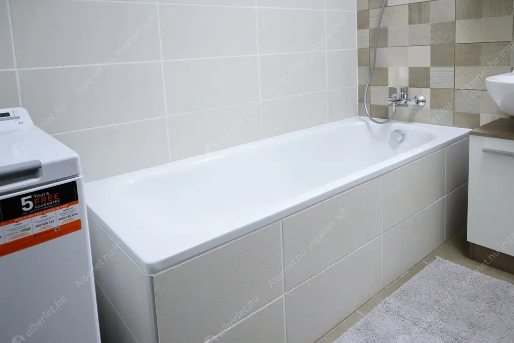 Kiadó albérlet 300000 Ft/hó áron: Budapest, XIII. kerület  Csavargyár utca. Mérete: 42 nm, 2 szobás | Alberlet.hu - 6599927