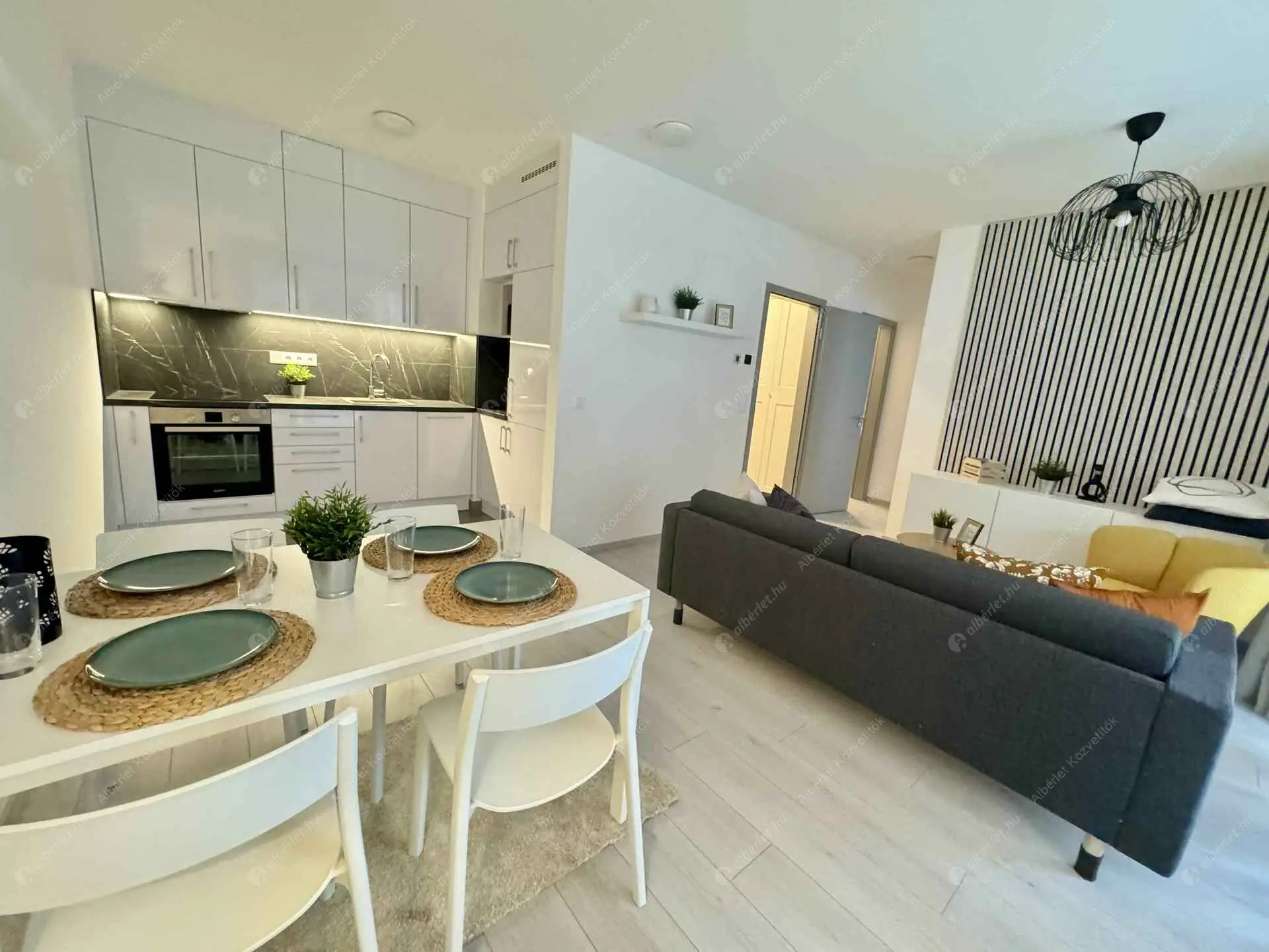 Kiadó albérlet 290000 Ft/hó áron: Budapest, XIII. kerület  Cserhalom utca. Mérete: 44 nm, 2 szobás | Alberlet.hu - 6543855