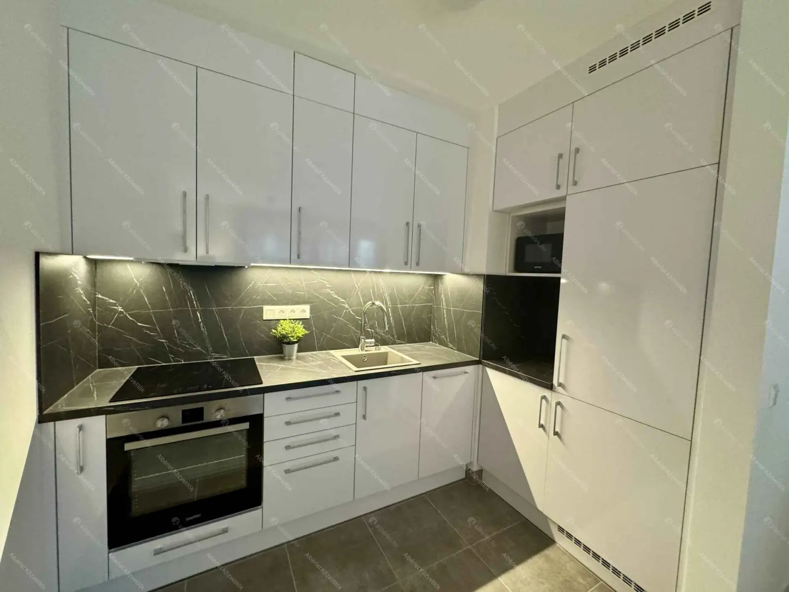 Kiadó albérlet 290000 Ft/hó áron: Budapest, XIII. kerület  Cserhalom utca. Mérete: 44 nm, 2 szobás | Alberlet.hu - 6543859