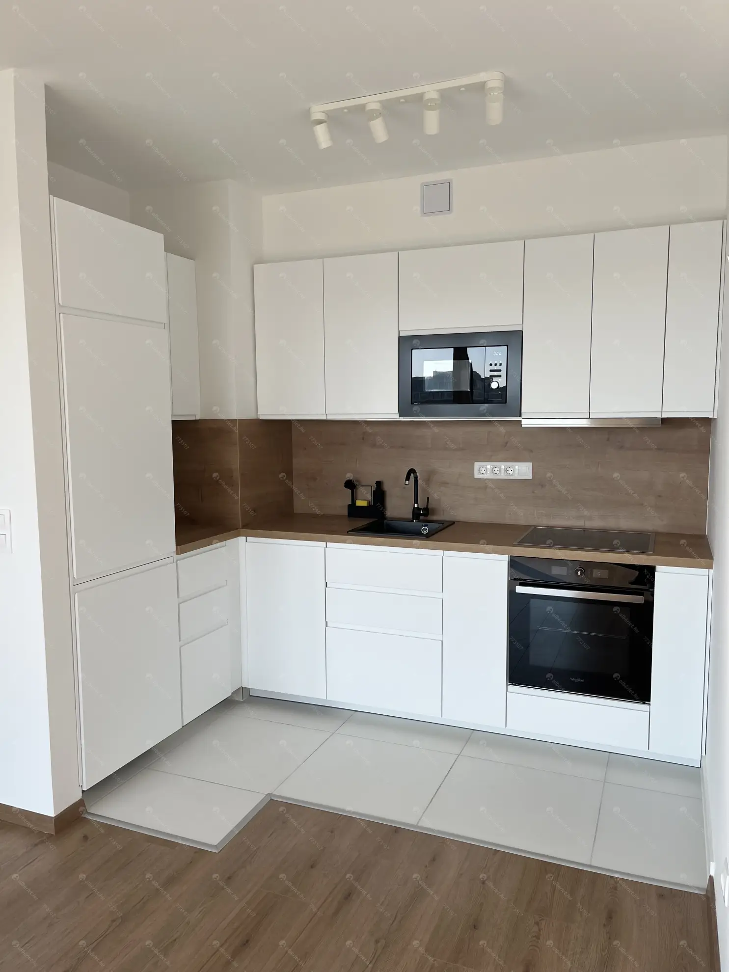 Kiadó albérlet 320000 Ft/hó áron: Budapest, XIII. kerület  Cserhalom utca. Mérete: 45 nm, 2 szobás | Alberlet.hu - 6625840