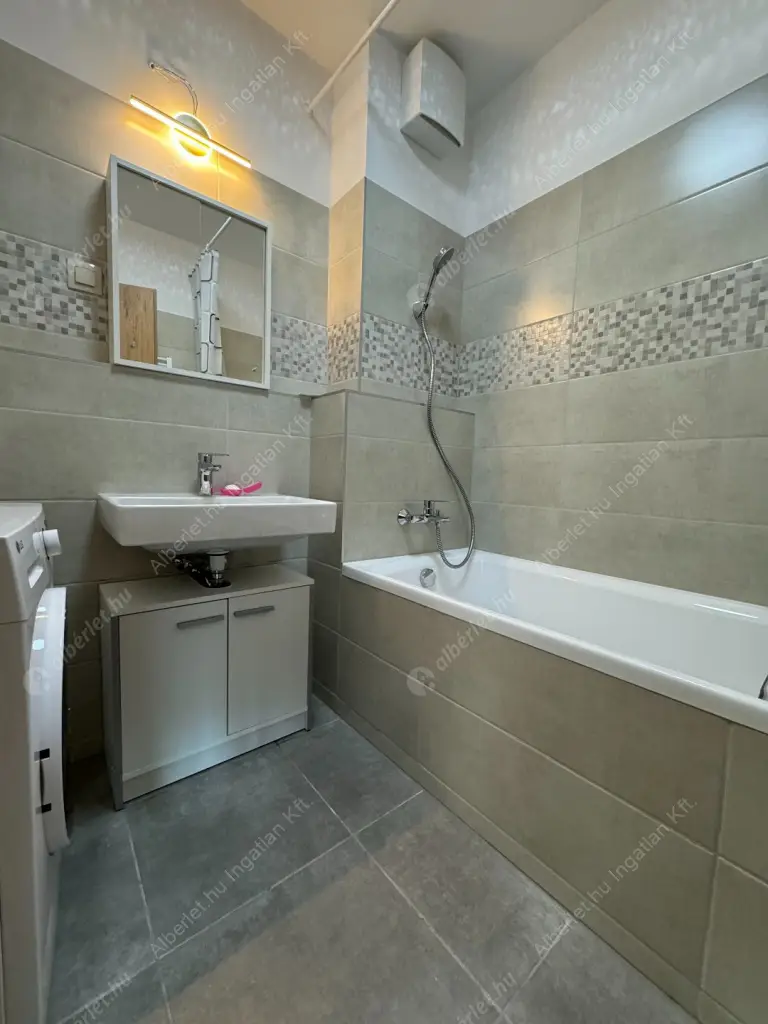 Kiadó albérlet 285000 Ft/hó áron: Budapest, XIII. kerület  Cserhalom utca. Mérete: 49 nm, 2 szobás | Alberlet.hu - 6637296