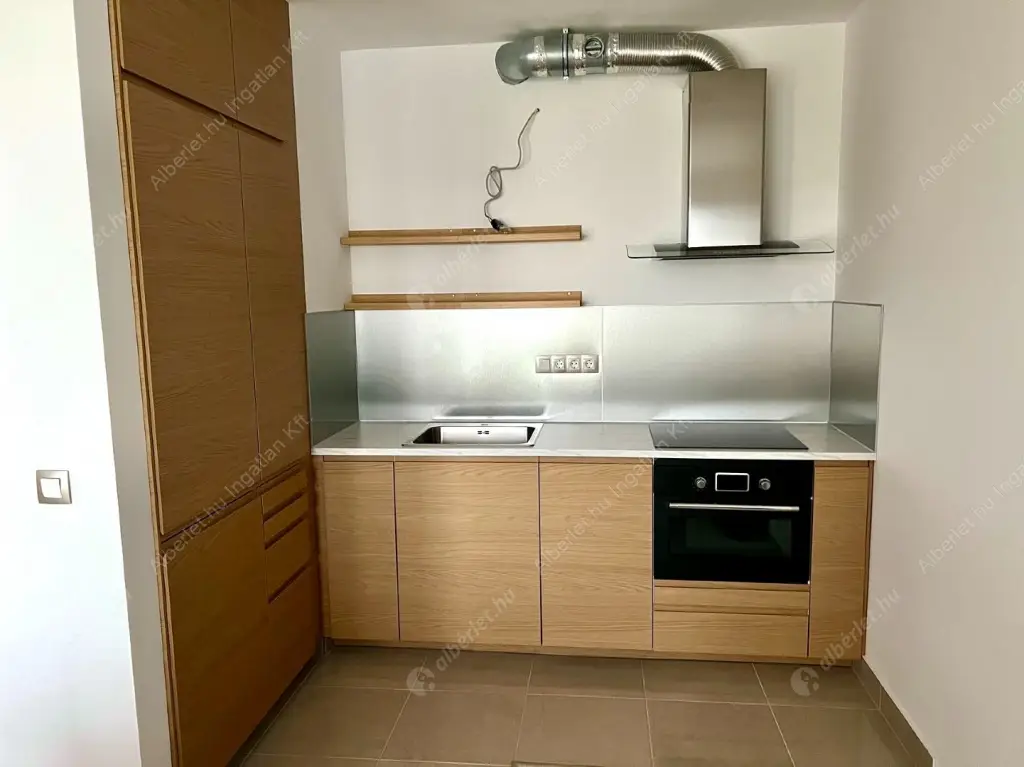 Kiadó albérlet 466000 Ft/hó áron: Budapest, XIII. kerület  Cserhalom utca. Mérete: 63 nm, 3 szobás | Alberlet.hu - 6524097