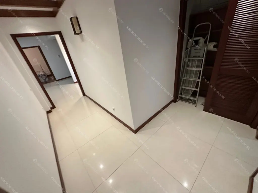 Kiadó albérlet 650000 Ft/hó áron: Budapest, XIII. kerület  Danubius utca. Mérete: 110 nm, 4 szobás | Alberlet.hu - 6706796