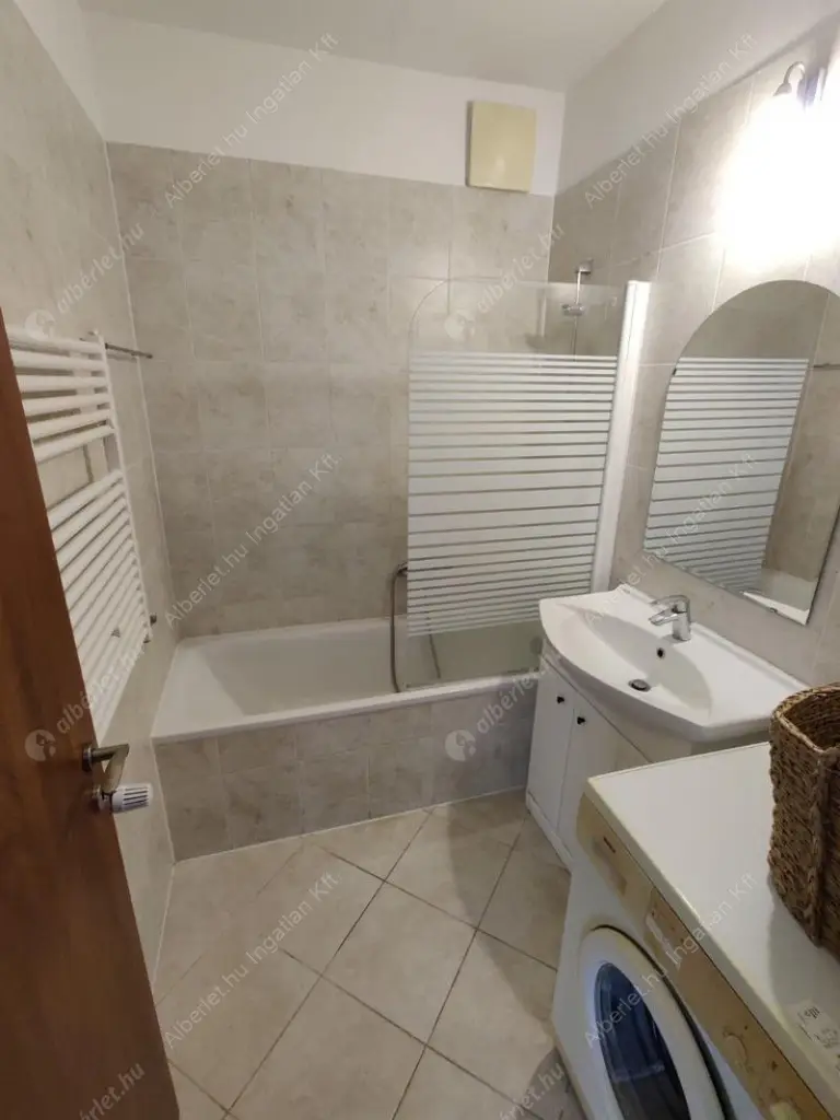 Kiadó albérlet 320000 Ft/hó áron: Budapest, XIII. kerület  Danubius utca. Mérete: 53 nm, 2 szobás | Alberlet.hu - 6594363