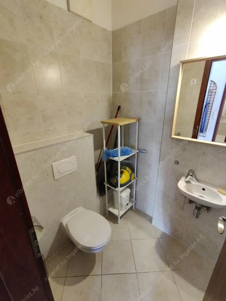 Kiadó albérlet 320000 Ft/hó áron: Budapest, XIII. kerület  Danubius utca. Mérete: 53 nm, 2 szobás | Alberlet.hu - 6594364