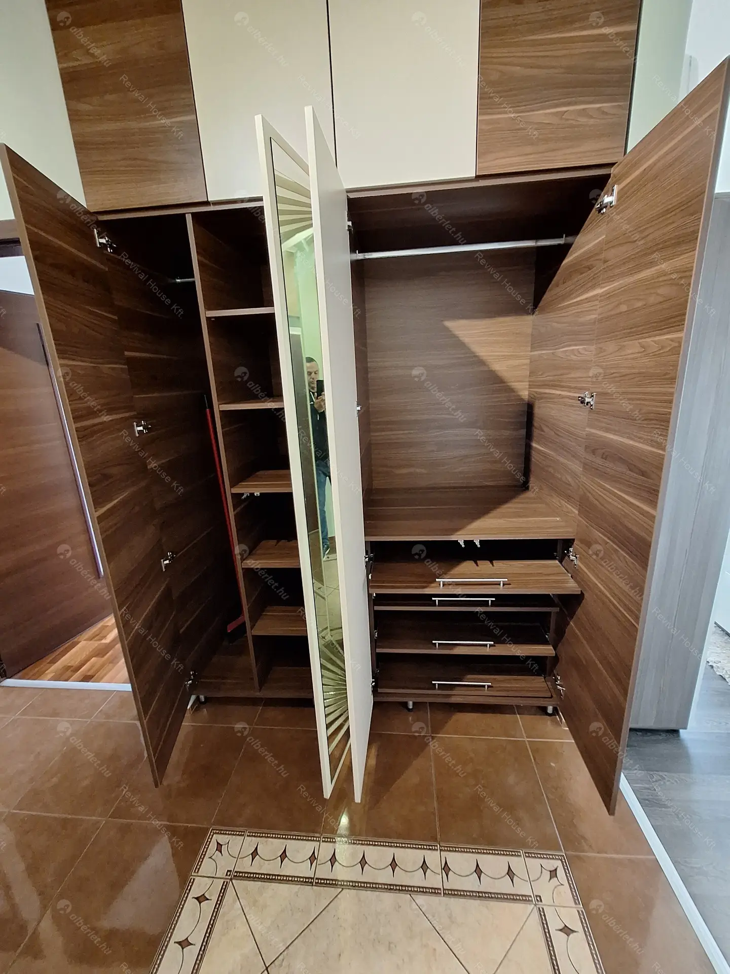 Kiadó albérlet 495000 Ft/hó áron: Budapest, XIII. kerület  Danubius utca. Mérete: 77 nm, 3 szobás | Alberlet.hu - 6456419