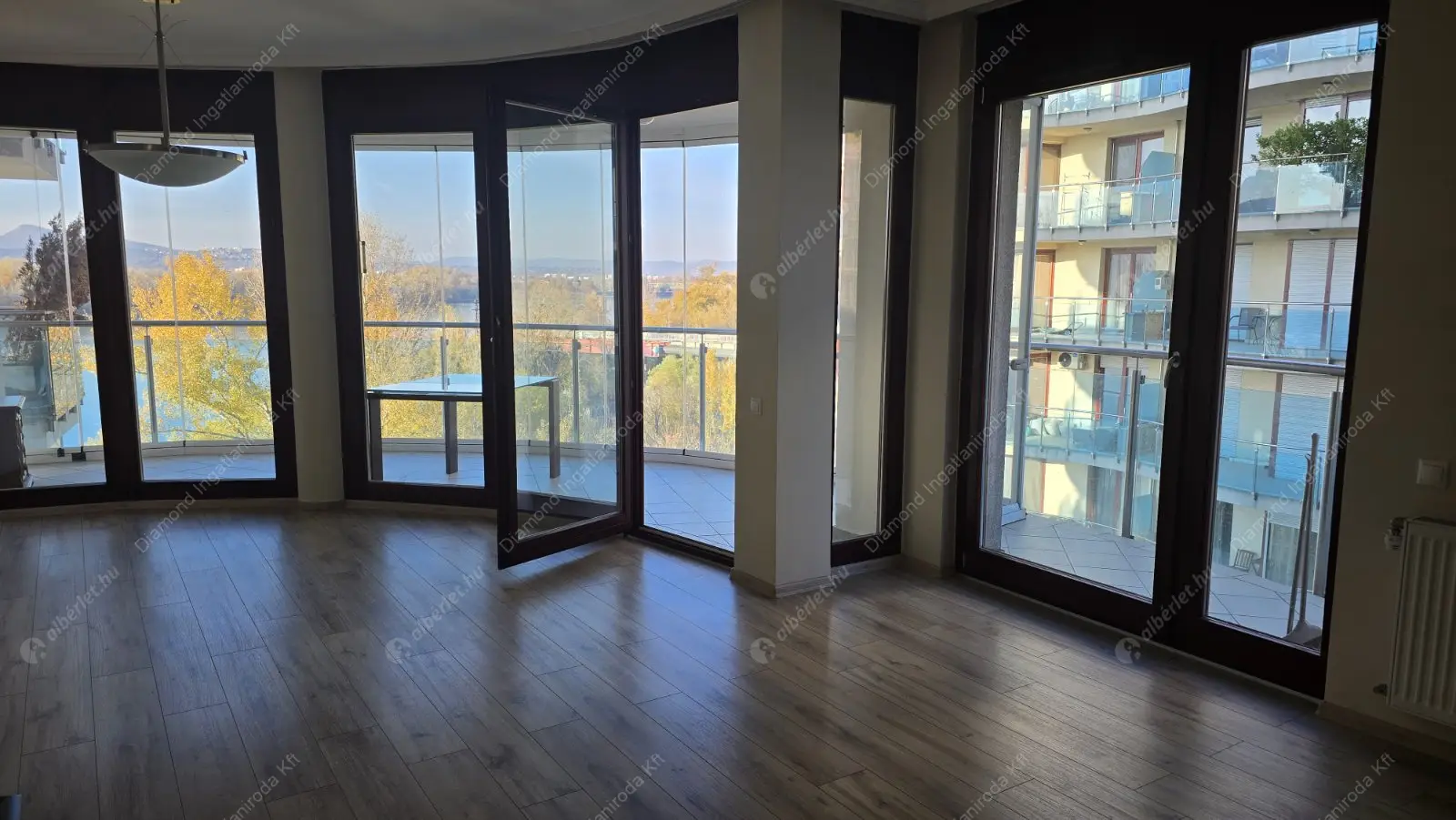 Kiadó albérlet 670000 Ft/hó áron: Budapest, XIII. kerület  Danubius utca. Mérete: 80 nm, 1 szobás | Alberlet.hu - 6573909