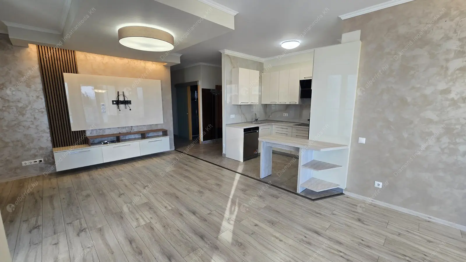 Kiadó albérlet 670000 Ft/hó áron: Budapest, XIII. kerület  Danubius utca. Mérete: 80 nm, 1 szobás | Alberlet.hu - 6573919