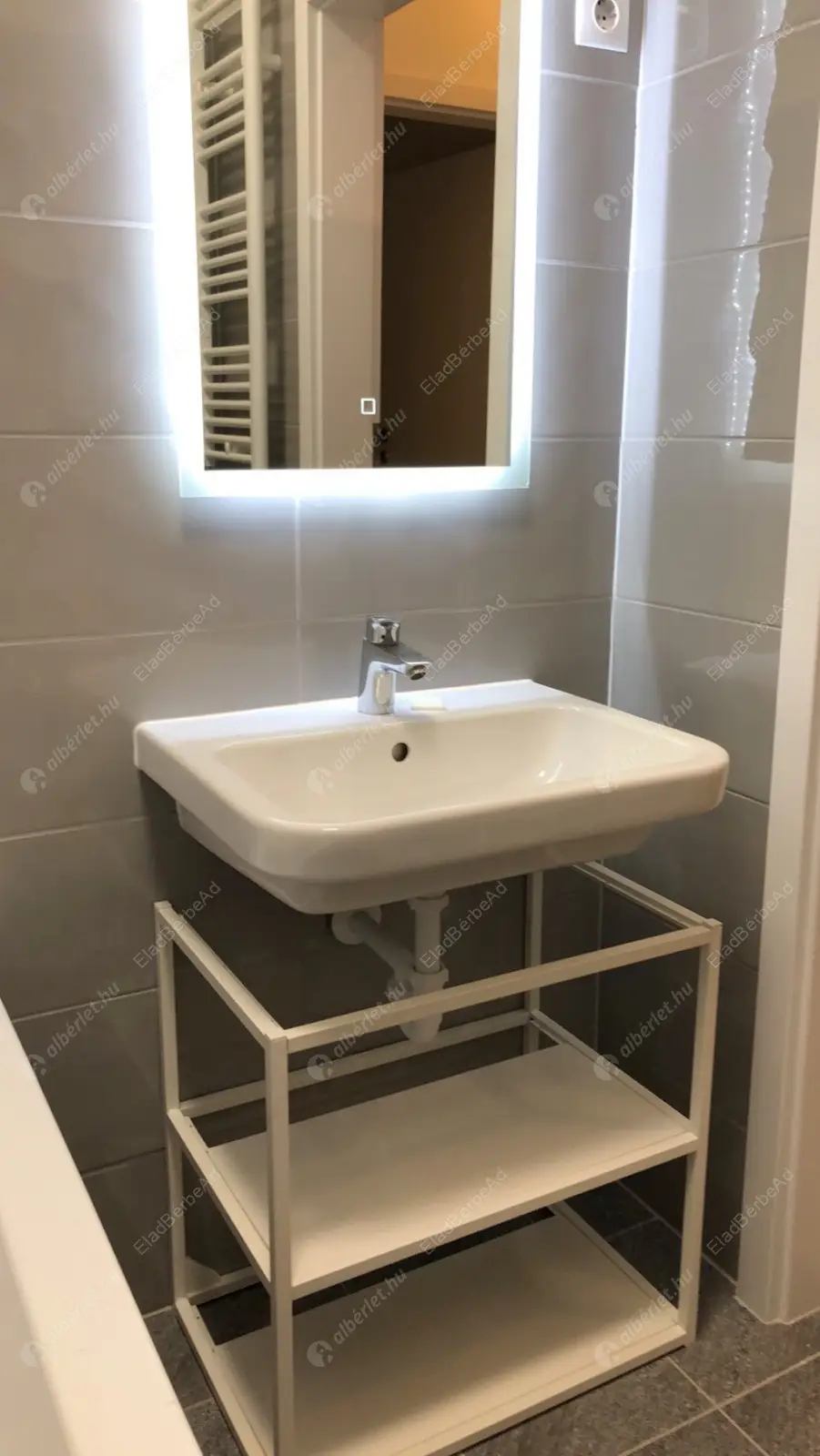 Kiadó albérlet 295000 Ft/hó áron: Budapest, XIII. kerület  Dévai utca. Mérete: 51 nm, 2 szobás | Alberlet.hu - 6495345