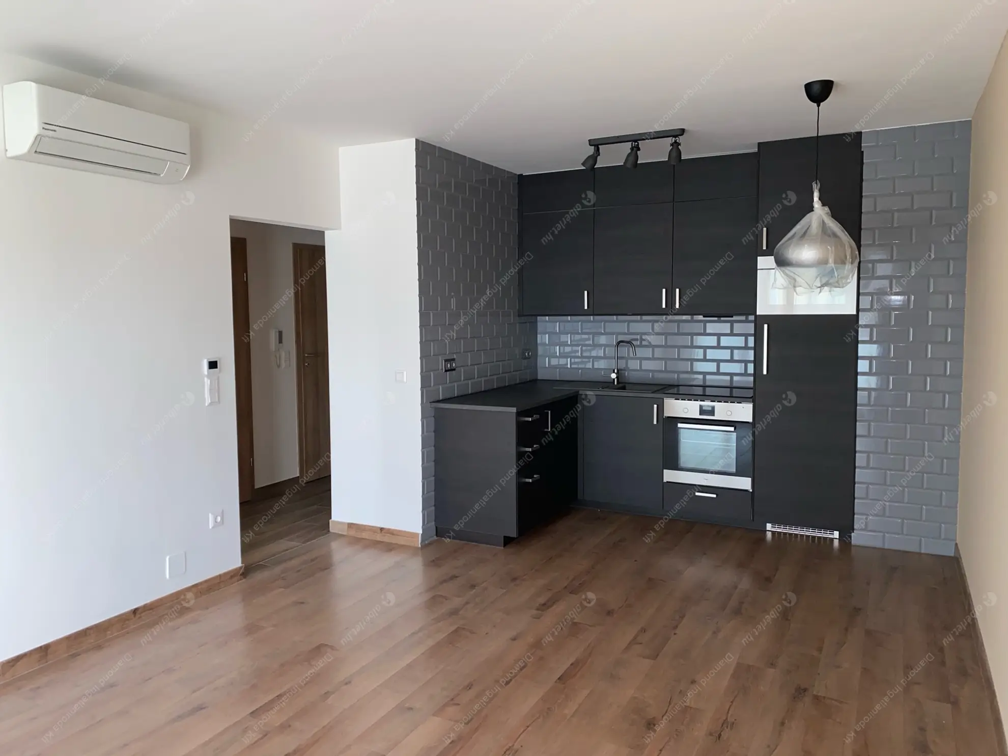 Kiadó albérlet 320000 Ft/hó áron: Budapest, XIII. kerület  Dévai utca. Mérete: 51 nm, 2 szobás | Alberlet.hu - 6583885