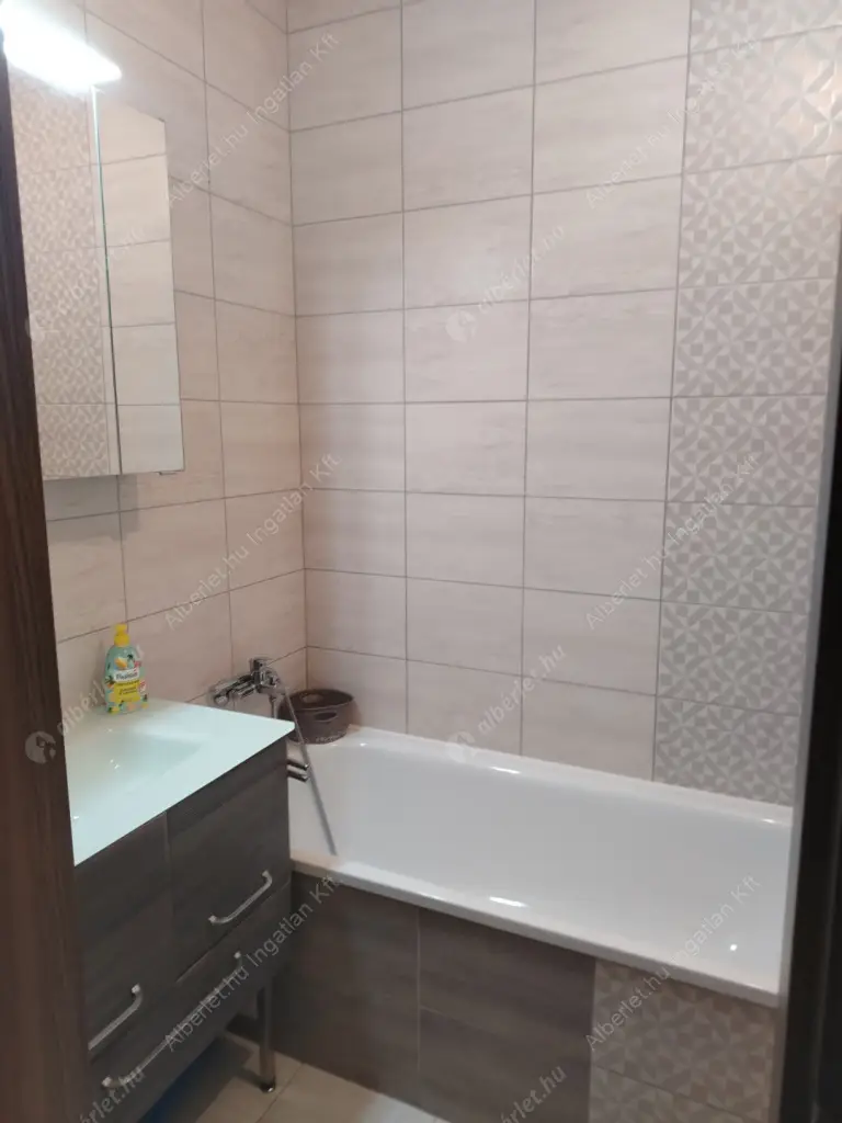 Kiadó albérlet 350000 Ft/hó áron: Budapest, XIII. kerület  Dolmány utca. Mérete: 56 nm, 2 szobás | Alberlet.hu - 6622857