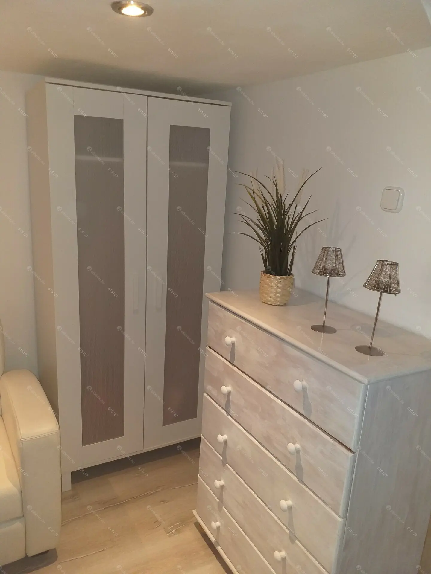 Kiadó albérlet 170000 Ft/hó áron: Budapest, XIII. kerület  Dráva utca. Mérete: 26 nm, 1 szobás | Alberlet.hu - 5644776