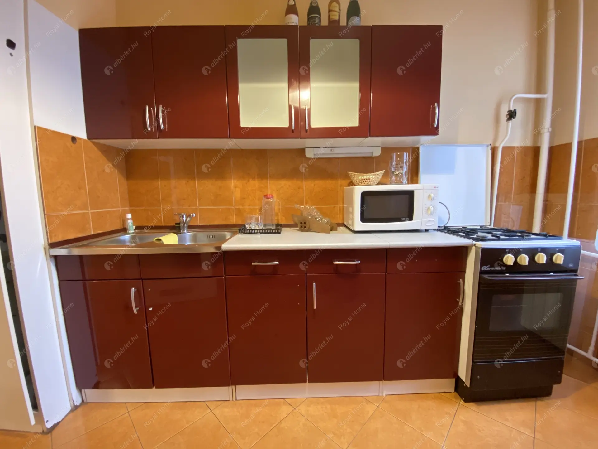 Kiadó albérlet 300000 Ft/hó áron: Budapest, XIII. kerület  Dráva utca. Mérete: 64 nm, 3 szobás | Alberlet.hu - 5825578