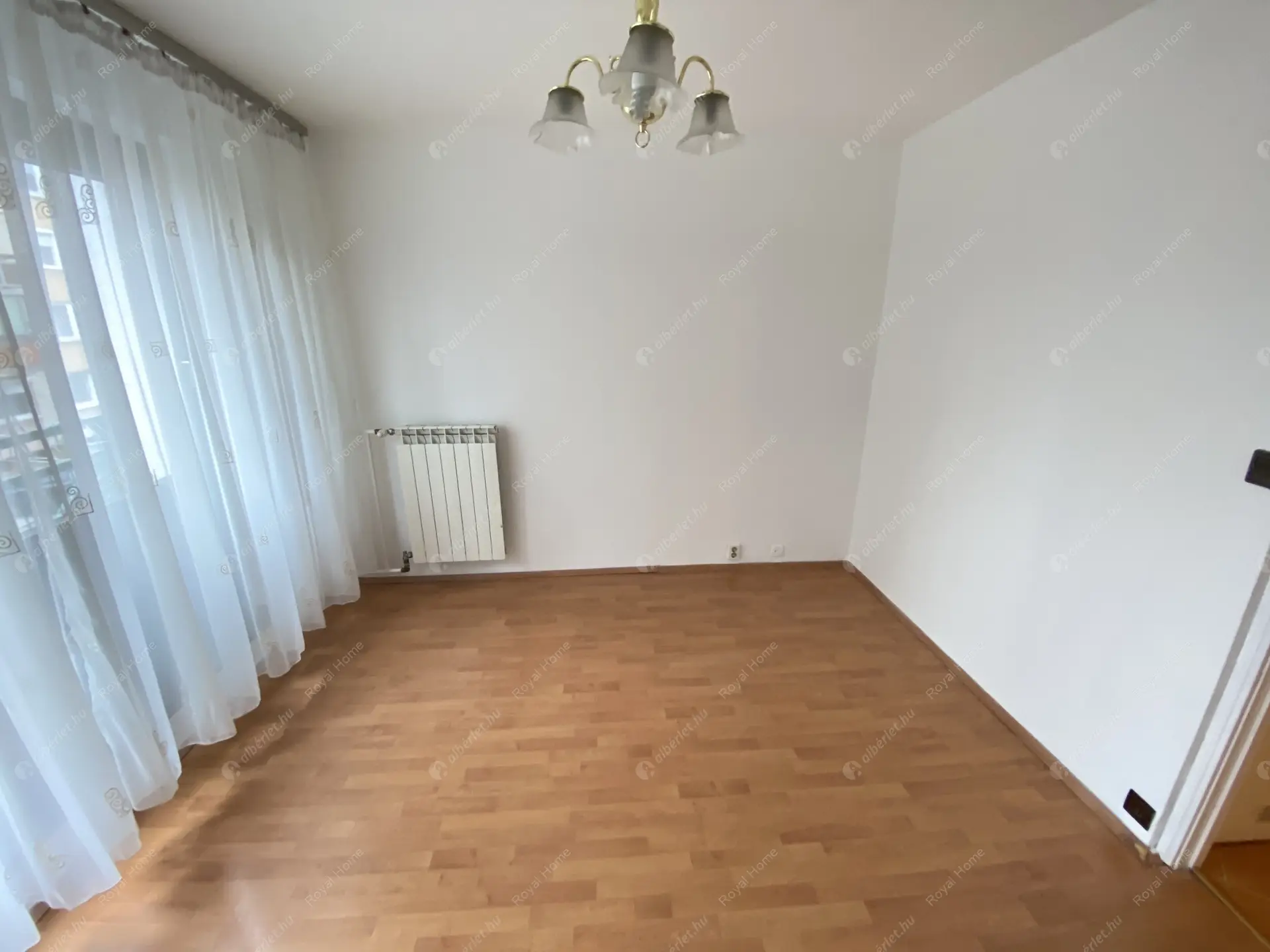 Kiadó albérlet 300000 Ft/hó áron: Budapest, XIII. kerület  Dráva utca. Mérete: 64 nm, 3 szobás | Alberlet.hu - 5825602