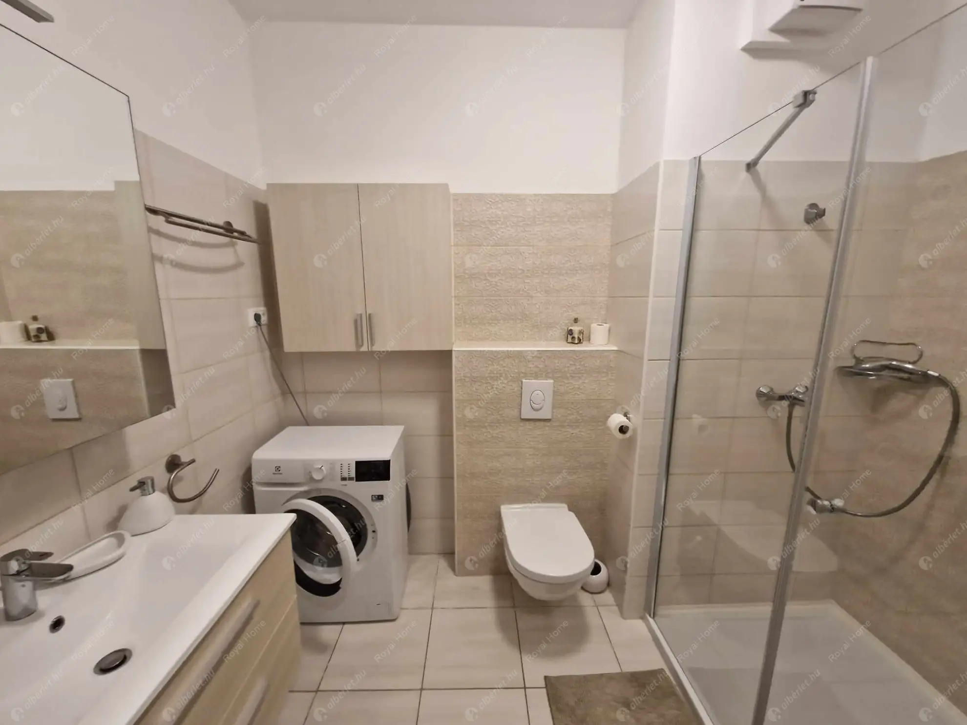 Kiadó albérlet 340000 Ft/hó áron: Budapest, XIII. kerület  Dunyov István utca. Mérete: 61 nm, 3 szobás | Alberlet.hu - 6582470