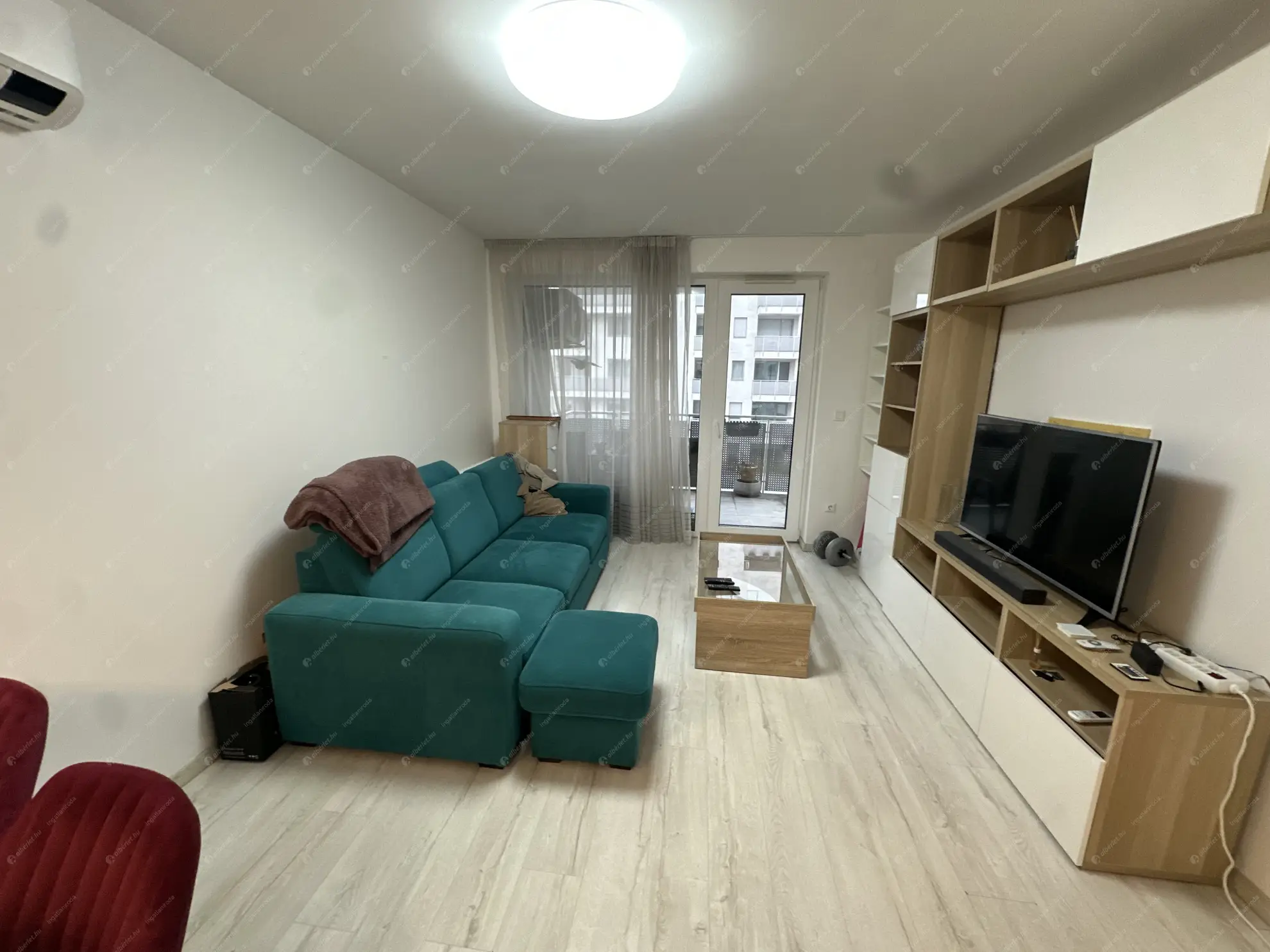 Kiadó albérlet 300000 Ft/hó áron: Budapest, XIII. kerület  Esztergomi út. Mérete: 45 nm, 1 szobás | Alberlet.hu - 6634488