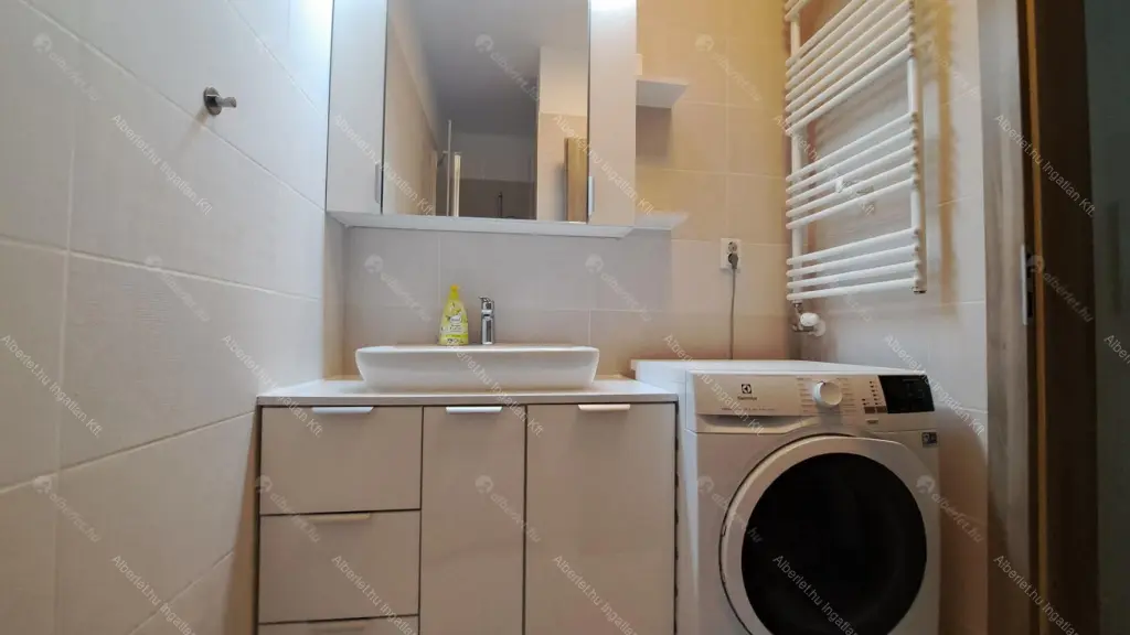 Kiadó albérlet 300000 Ft/hó áron: Budapest, XIII. kerület  Fáy utca. Mérete: 49 nm, 2 szobás | Alberlet.hu - 6708223