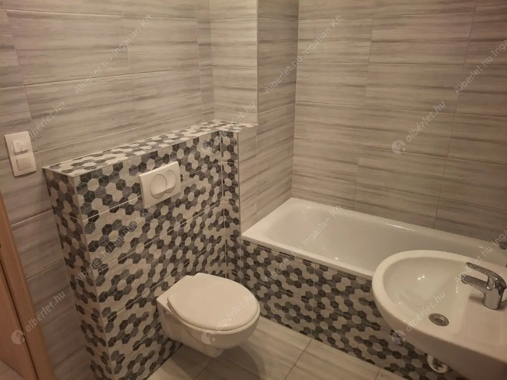 Kiadó albérlet 300000 Ft/hó áron: Budapest, XIII. kerület  Fáy utca. Mérete: 63 nm, 3 szobás | Alberlet.hu - 6620381