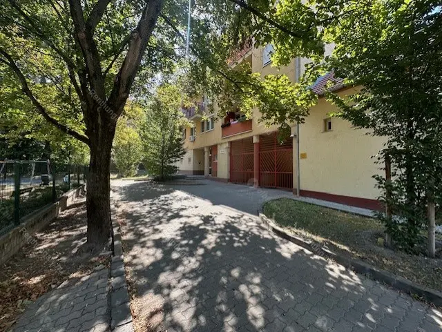 Kiadó albérlet 250000 Ft/hó áron: Budapest, XIII. kerület  Forgács köz . Mérete: 50 nm, 2 szobás | Alberlet.hu - 6668648