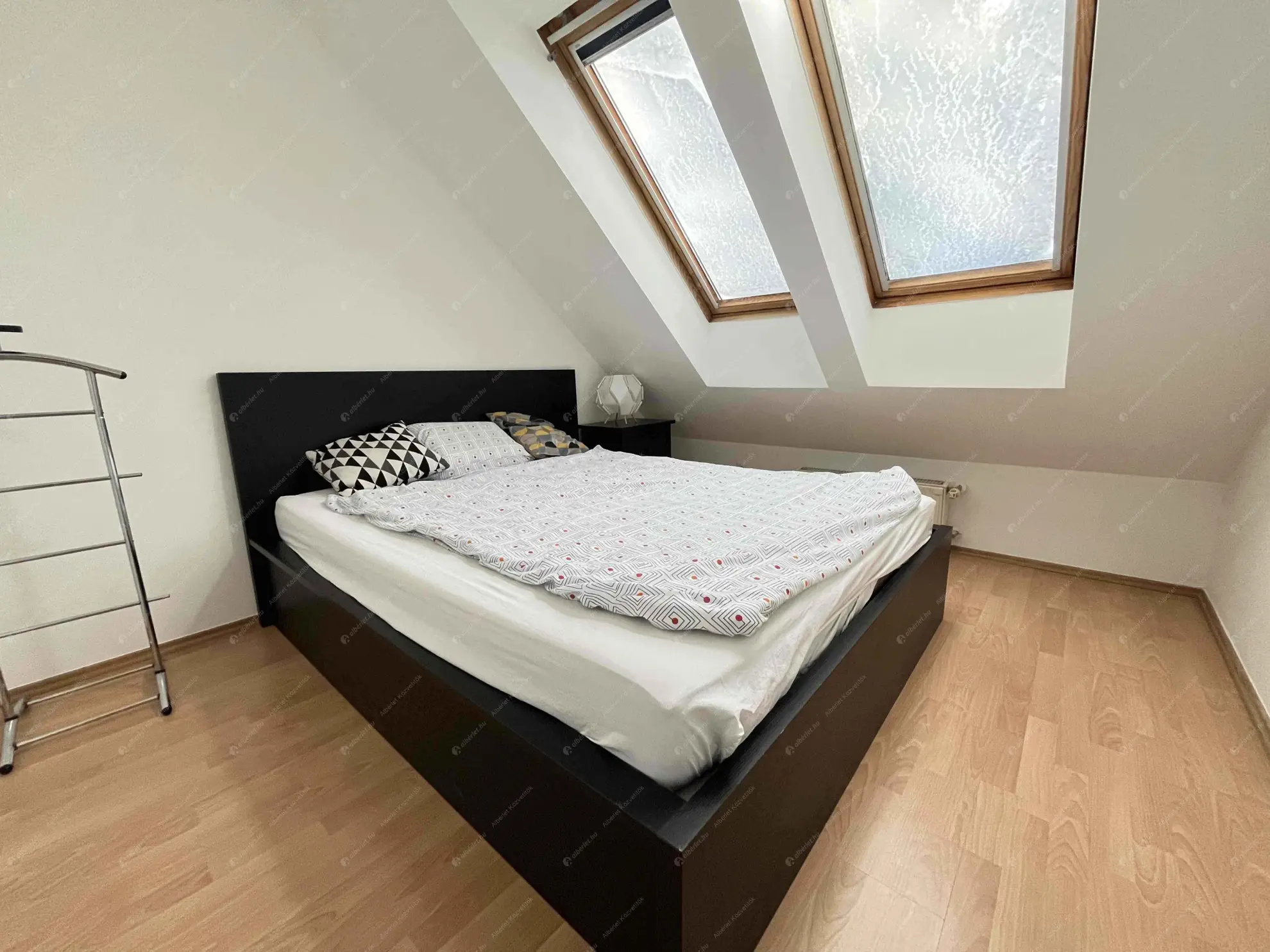 Kiadó albérlet 270000 Ft/hó áron: Budapest, XIII. kerület  Frangepán köz. Mérete: 50 nm, 1 szobás | Alberlet.hu - 6616830