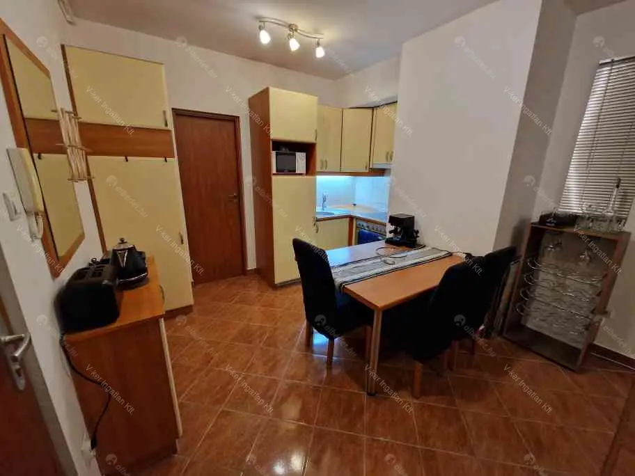 Kiadó albérlet 180000 Ft/hó áron: Budapest, XIII. kerület  Frangepán utca. Mérete: 31 nm, 1 szobás | Alberlet.hu - 6667522