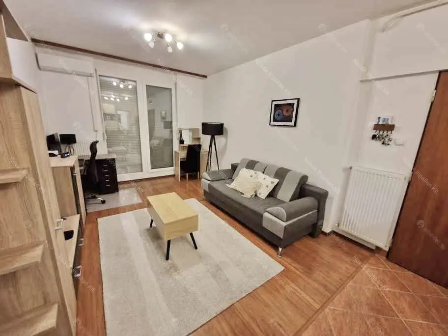 Kiadó albérlet 180000 Ft/hó áron: Budapest, XIII. kerület  Frangepán utca. Mérete: 31 nm, 1 szobás | Alberlet.hu - 6668144