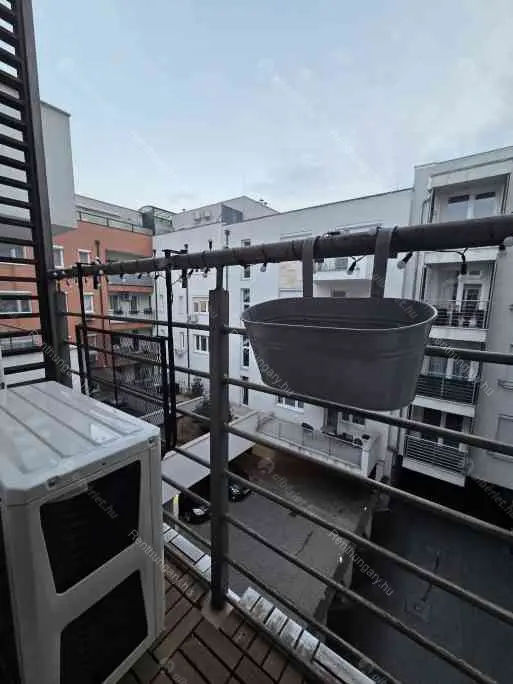 Kiadó albérlet 180000 Ft/hó áron: Budapest, XIII. kerület  Frangepán utca. Mérete: 31 nm, 1 szobás | Alberlet.hu - 6675277