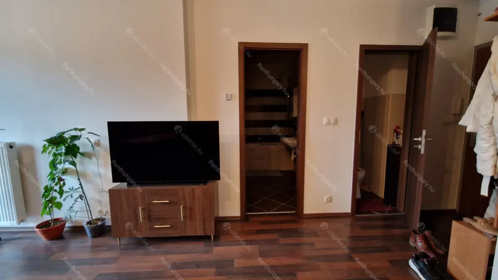 Kiadó albérlet 210000 Ft/hó áron: Budapest, XIII. kerület  Frangepán utca. Mérete: 34 nm, 1 szobás | Alberlet.hu - 6665122