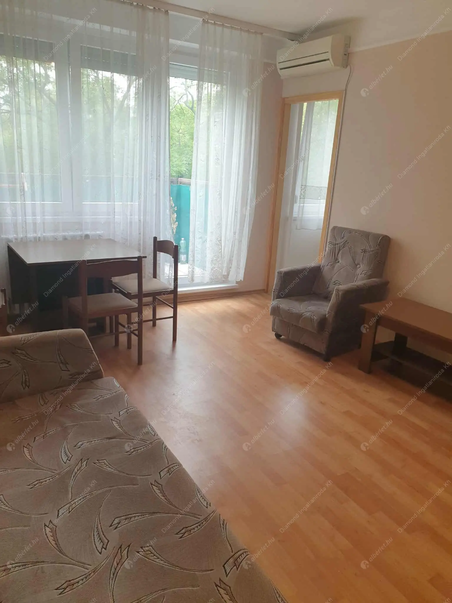 Kiadó albérlet 185000 Ft/hó áron: Budapest, XIII. kerület  Futár utca. Mérete: 30 nm, 1 szobás | Alberlet.hu - 6549224