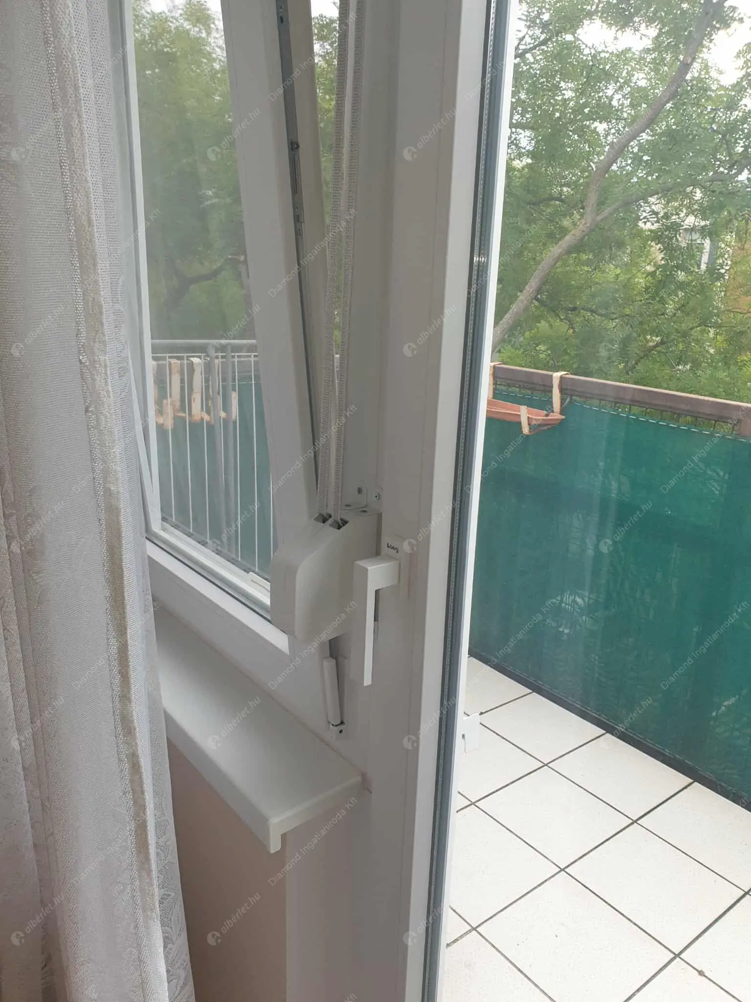 Kiadó albérlet 185000 Ft/hó áron: Budapest, XIII. kerület  Futár utca. Mérete: 30 nm, 1 szobás | Alberlet.hu - 6549228