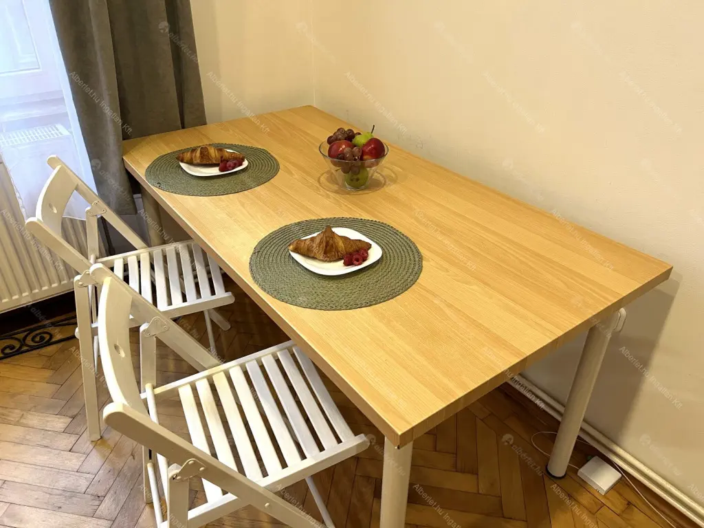 Kiadó albérlet 190000 Ft/hó áron: Budapest, XIII. kerület  Garam utca. Mérete: 49 nm, 1 szobás | Alberlet.hu - 6706048