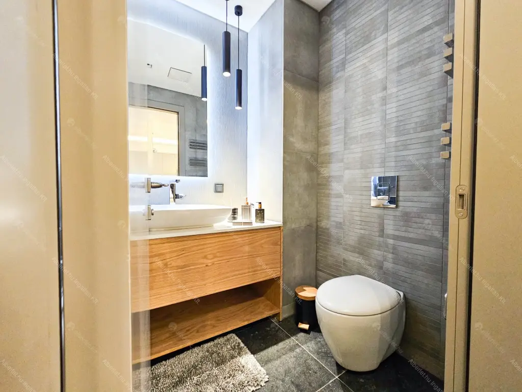 Kiadó albérlet 480000 Ft/hó áron: Budapest, XIII. kerület  Garam utca. Mérete: 50 nm, 2 szobás | Alberlet.hu - 6652507